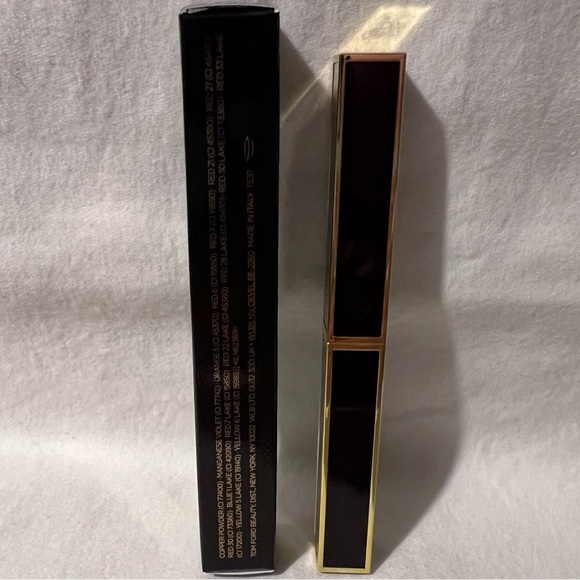 💋NIB💋 TOM FORD  Velvet Tux Slim Lip Color Shine 💋 - Picture 10 of 11